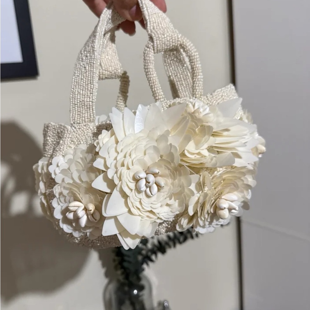 Elegant Cream Floral Handbag